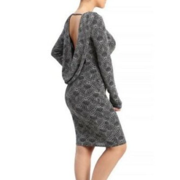 LA Fatima Deep V-Neck Party Mini Dress - Picture 4 of 4